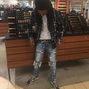 Meet your Posher, Avi